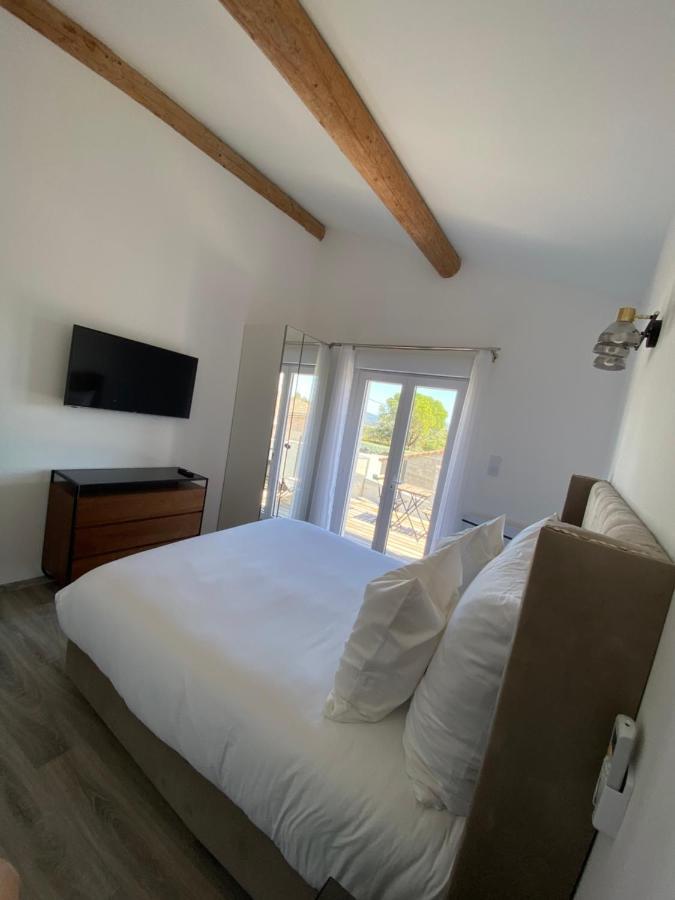 O Bain Soleil Bed & Breakfast Bourg-Saint-Andeol Bagian luar foto